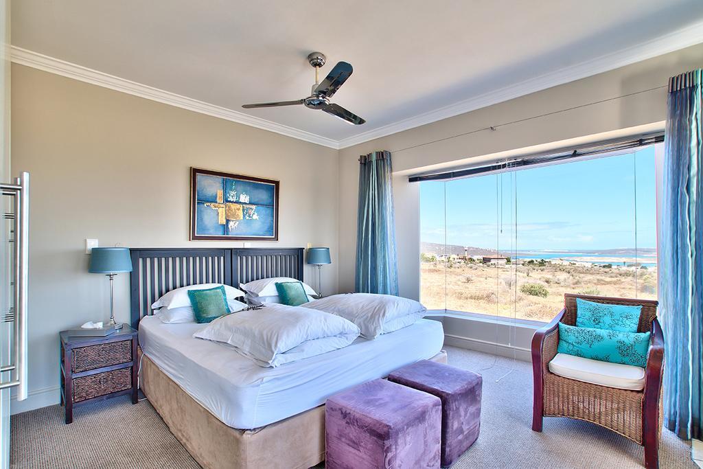 At The Rocks Guesthouse Langebaan Eksteriør bilde